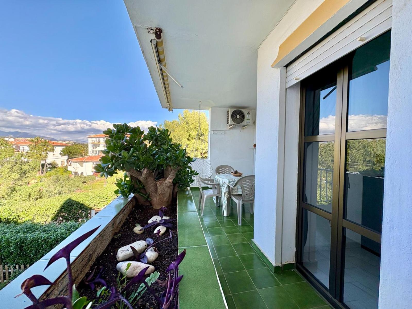 Kion Beach Appartment Mijas-Costa Малага Екстер'єр фото