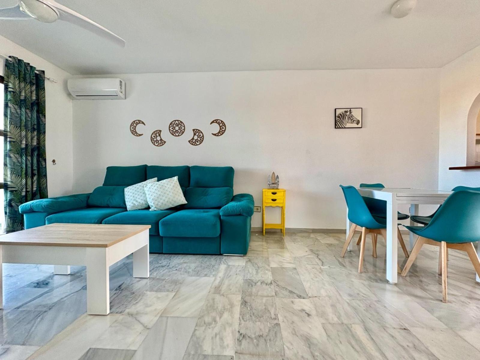 Kion Beach Appartment Mijas-Costa Малага Екстер'єр фото